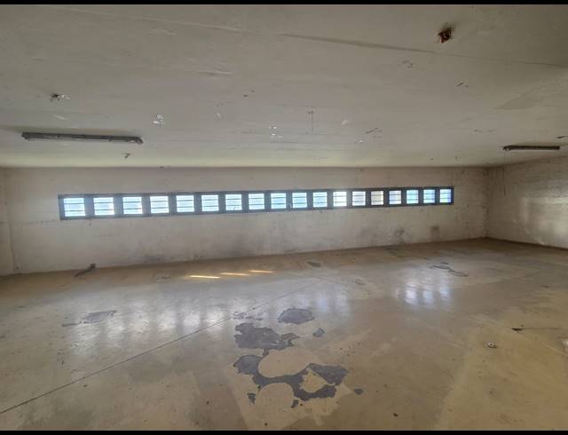 1,616M² WAREHOUSE TO LET IN GLEN ANIL